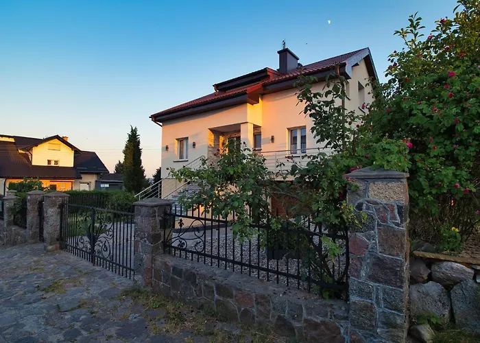 Na Tulipanowej W Chmielnie Semesterbostad *